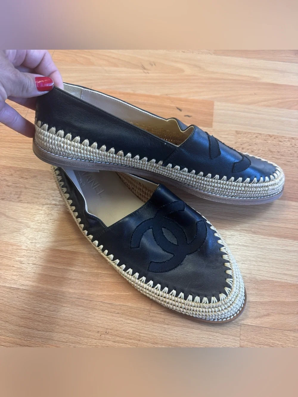 Chanel black lamb leather espadrilles interlocking logo loafers size 41/10-10.5